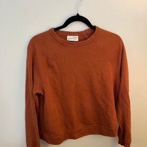 Universal Thread Crewneck (S)